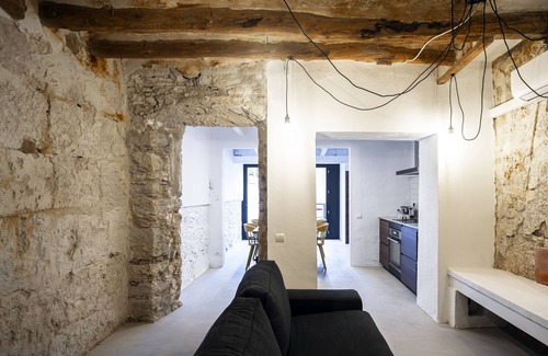 Banyoles House | Renovated house next to Banyoles lake