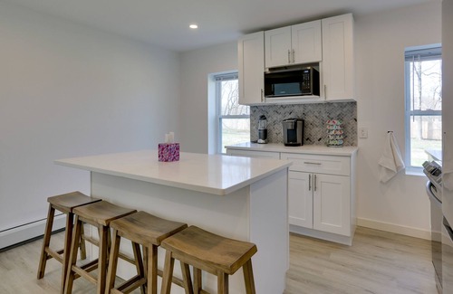 Mohegan Lake Apartment | Renovated Hudson Valley Apartment w/ Fire Pit!