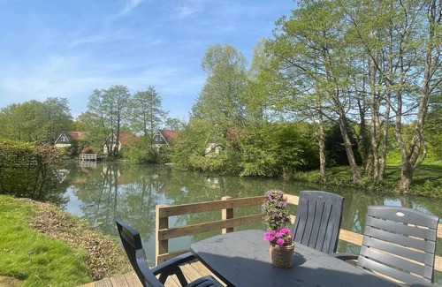 Westerbork Villa | Renovated in 2024. Luxury vacation villa 8/9 pers with sauna, ideal for fishing