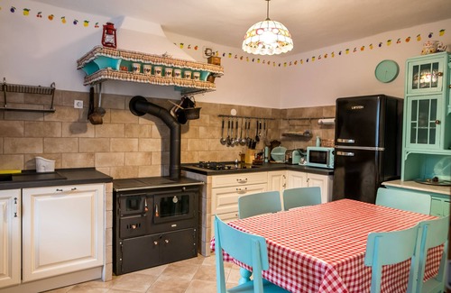 Koper Villa | Renovated Istrian house in the woods