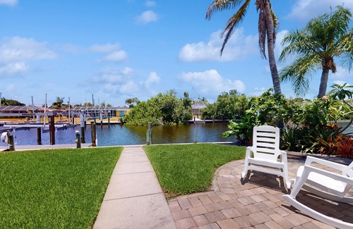 Charlotte Park House | Renovated Luxe Waterfront Getaway | Heated Pool, Screened Lanai & Boat Dock