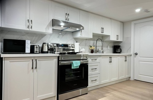 Curran Hall Apartment | Renovated - Private Entrance & Kitchen - 1 Bedroom