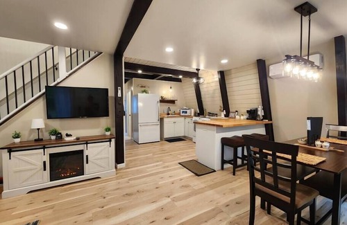 Barnstead House | Renovated Retreat- Near Halfmoon Lake & Trails