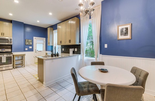 Church Hill House | Renovated Richmond Townhome in Church Hill!