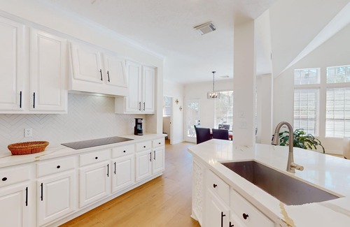 Alden Bridge House | Renovated & spacious home in a quiet neighborhood with yard & gourmet kitchen