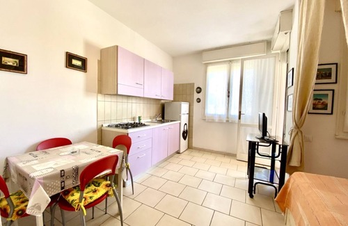 Lido delle Nazioni Apartment | Renovated studio flat, 150 meters from the beach with air conditioning