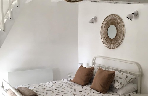 Faye-la-Vineuse House | Renovated village house close to Richelieu, Indre et Loire
