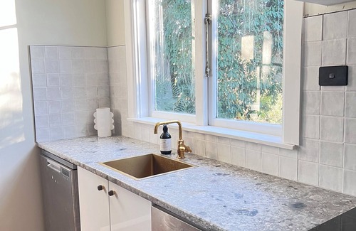 Te Kuiti Villa | Renovated Villa - 5 mins from Te Kuiti town. Pet Friendly!