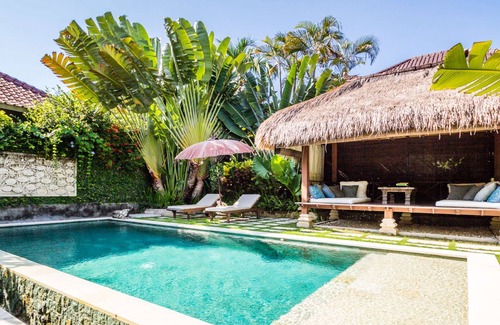 Batubelig Villa | Rent a Luxury Villa in Bali Close to the Beach, Bali Villa 2077