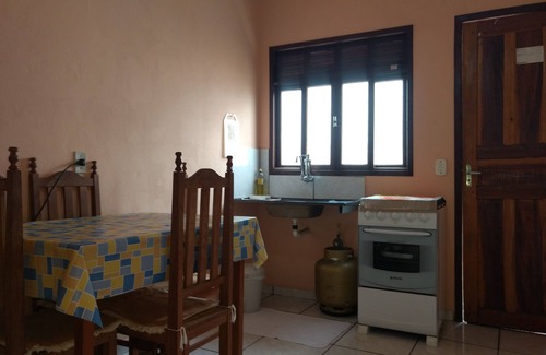 Praia do Morro Apartment | RENT APARTMENT QUITINETE-4 (KITNET) BEACH OF MORRO GUARAPARI WITH GARAGE