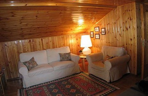 Antagnod House | Rent for the elegant attic winter season in Periasc, Champoluc