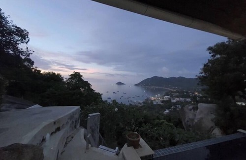 Koh Tao House | Rent your own viewpoint !