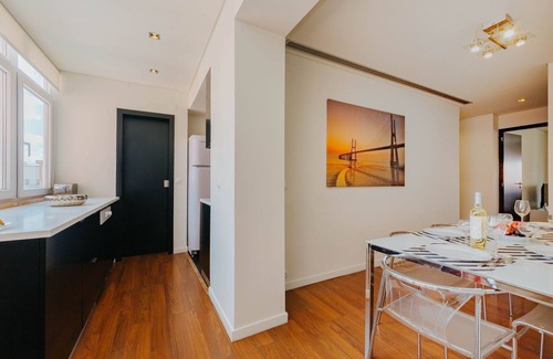 Sao Joao de Deus Apartment | RENT4REST LISBON FAMILY & FRIENDS APARTMENT IN ROMA AVENUE