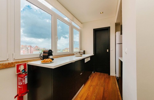 Sao Joao de Deus Apartment | RENT4REST LISBON FAMILY & FRIENDS APARTMENT IN ROMA AVENUE