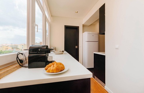 Sao Joao de Deus Apartment | RENT4REST LISBON FAMILY & FRIENDS APARTMENT IN ROMA AVENUE