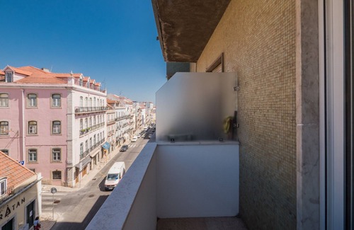 Sao Bento Apartment | RENT4REST SAO BENTO CHARMING 1 BEDROOM APARTMENT