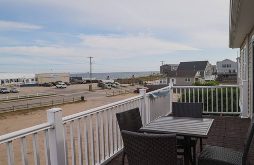 Misquamicut House | Rental in Misquamicut across the street from your beach access!