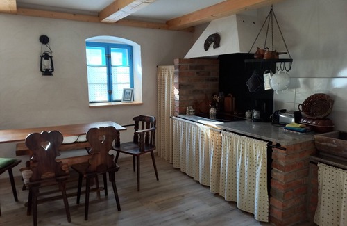 Laasow Apartment | Rental-Traditional-Private Bathroom-Terrace-Bauernhaus Wohnung 1
