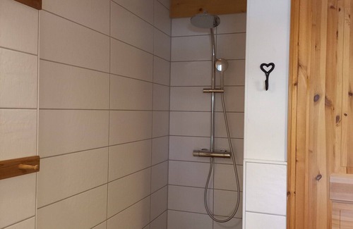 Laasow Apartment | Rental-Traditional-Private Bathroom-Terrace-Bauernhaus Wohnung 1