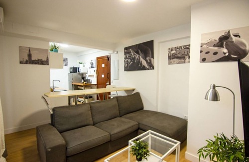 San Vicente Apartment | RentalSevilla Teodosius Grand Home