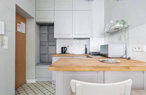 Ochota Apartment | RentPlanet - Studio przy Parku Szczęśliwickim