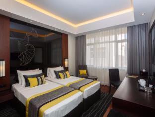 Kollupitiya Hotel | Renuka City Hotel