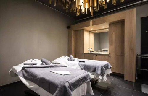 Lanslevillard Apartment | Residence Les Balcons de Val Cenis Village * - 3 Room Apartment 4/6 People