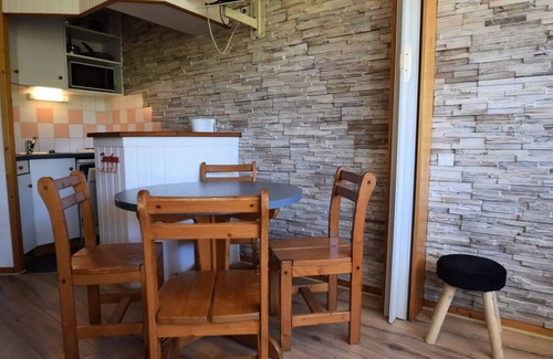 Aime Apartment | Residence Aime 2000 - Studio 3/4 pers - Entrance Arrow - PLAGNE AIME 2000