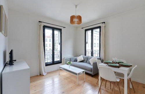 Silly-Gallieni Apartment | Residence Boulogne Centre le passage by Studio prestige