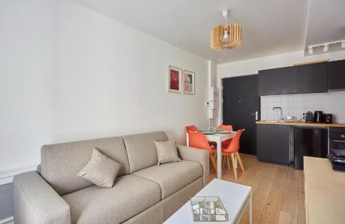 Silly-Gallieni Apartment | Residence Boulogne Centre le passage by Studio prestige