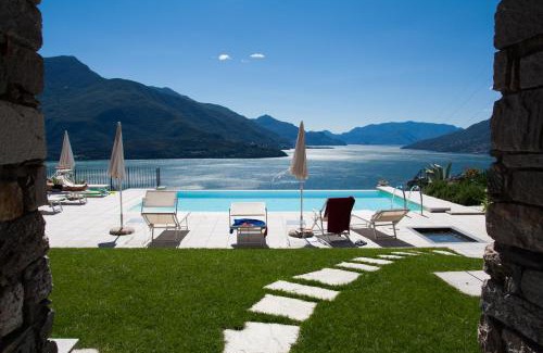 San Carlo Apartment | Residence CaFelicita - Apartments Lake View - Infinity Pool - Jacuzzi