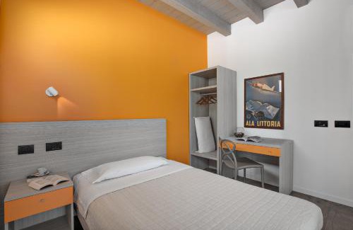 Maslianico Apartment | Residence Caffè Maya