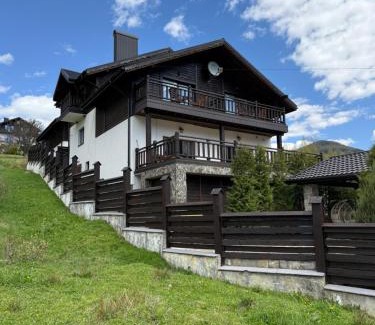 Tatariv Hotel | Residence Chalet & Nesh