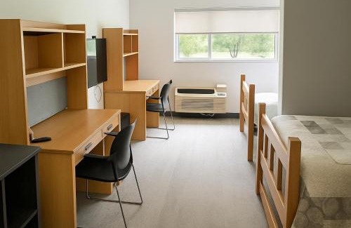 Brockville Apartment | Residence & Conference Centre - Brockville