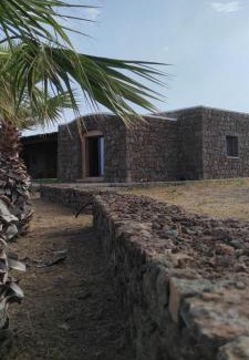 Pantelleria Villa | Residence Dammusi Riah