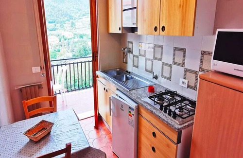 Pietra Ligure Apartment | Residence Dei Fiori Pietra Ligure Two-room Apartment 5 People Comfort