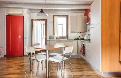 Historic Centre Apartment | Residence dei Frutti pieno centro - Il Melograno