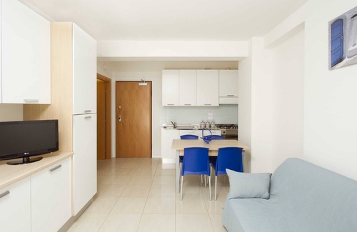 Cupra Marittima Apartment | Residence i Delfini-two-room apartment B