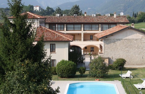 Cunettone-villa House | RESIDENCE IL COLOMBARO ~ B THREE-ROOM APARTMENT