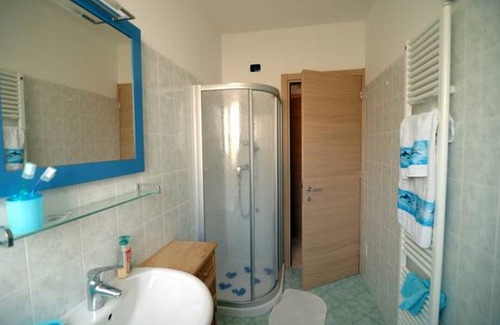 Caprino Veronese Apartment | Residence in the sun in Caprino Veronese