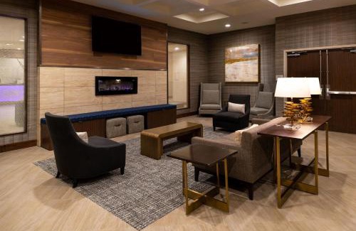 Paw Creek Hotel | Residence Inn by Marriott Charlotte Northlake