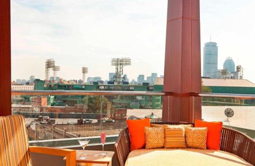 West Fens Hotel | Residence Inn by Marriott Boston Back Bay/Fenway