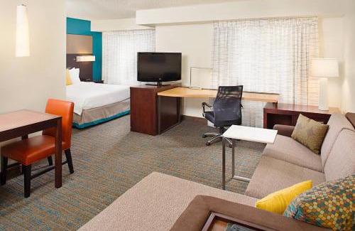 Livonia Hotel | Residence Inn by Marriott Detroit Livonia