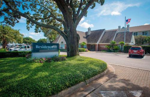 Southeast Pensacola Hotel | Residence Inn by Marriott Pensacola Downtown