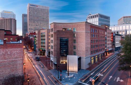 Downtown Richmond Hotel | Residence Inn by Marriott Richmond Downtown