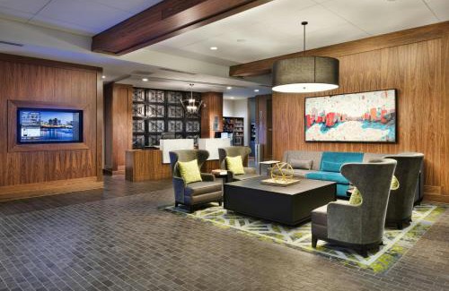 Downtown Richmond Hotel | Residence Inn by Marriott Richmond Downtown