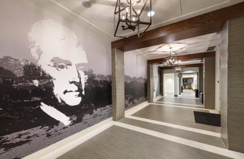 Downtown Richmond Hotel | Residence Inn by Marriott Richmond Downtown