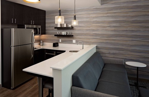 Farmington Hills Hotel | Residence Inn by Marriott Detroit Farmington Hills