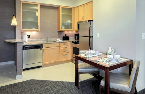 Woodbridge Hotel | Residence Inn Woodbridge Edison/Raritan Center