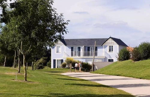 L'Aiguillon-sur-Vie Villa | Residence Le Domaine des Fontenelles - 4 Room Villa 6 People +